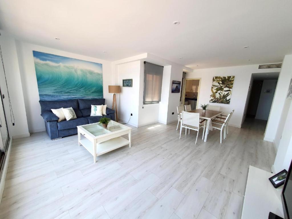 Apartment Aticos Primera Linea Con Piscina By Rent Me *
